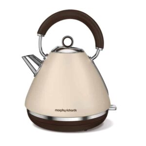 קומקום פירמידה SAND - קרם Morphy Richards 102101